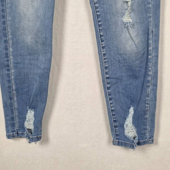 KanCan Distressed Light Wash Skinny Jeans Women 11/29 - Picture 4 of 11